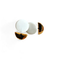 Circle Boat Studs - White (Gold)