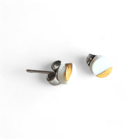 Tiny Round Studs - White (Gold)