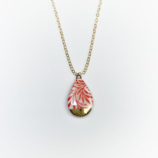 Small Teardrop Necklace - Red Leaf (Gold)