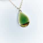 Small Teardrop Necklace - Green (Gold)