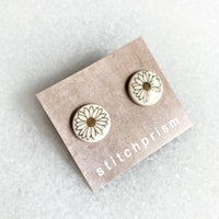 Gold Luster Studs - Daisy