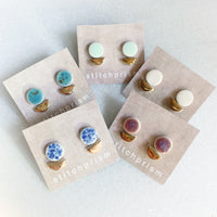 Circle Boat Studs - Blue Speckle (Gold)