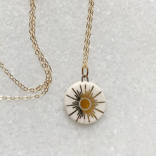 Gold Luster Necklace - Eclipse