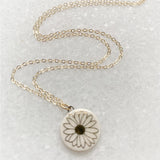 Gold Luster Necklace - Daisy